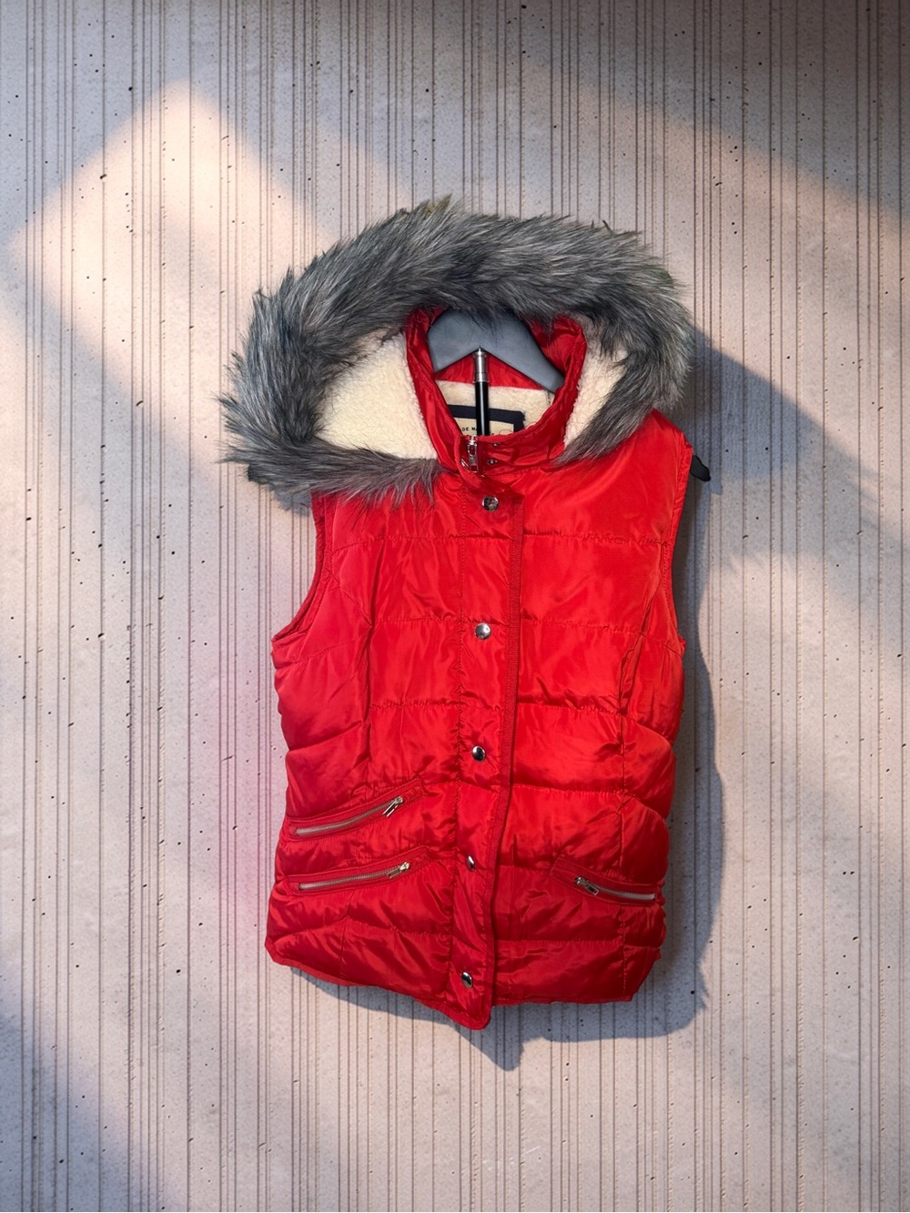 Ci Sono Red Quilted Puffer Vest with Gray Faux Fur Trim